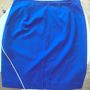 Calvin Klein knee length zip accent skirt NWT